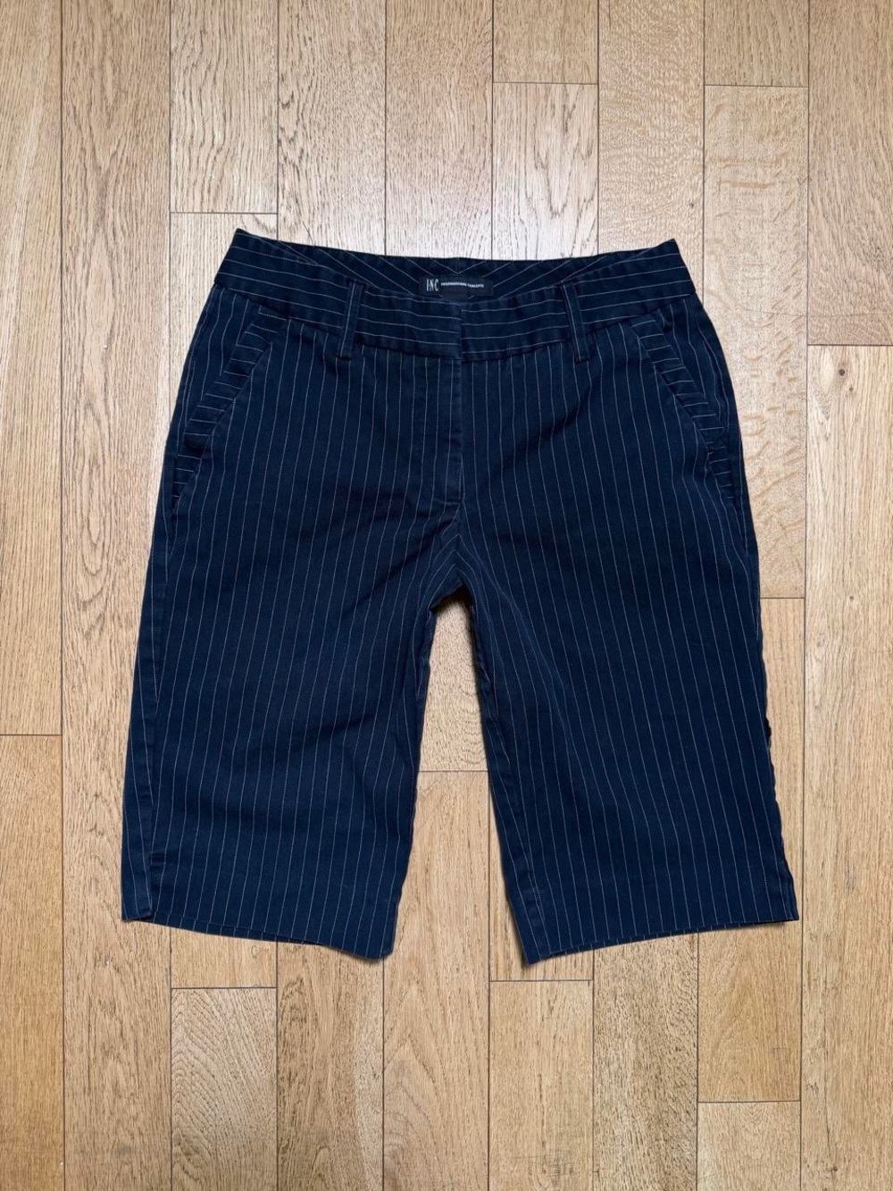 Y2K INC International Concepts Black Pinstripe Capris